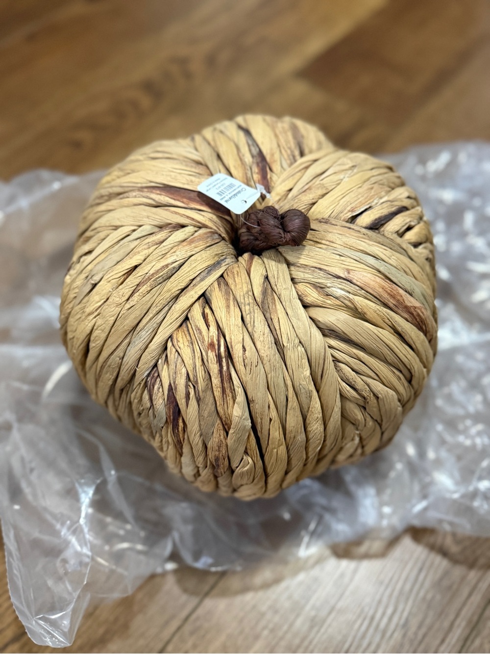 Corn Husk Decor Pumpkin